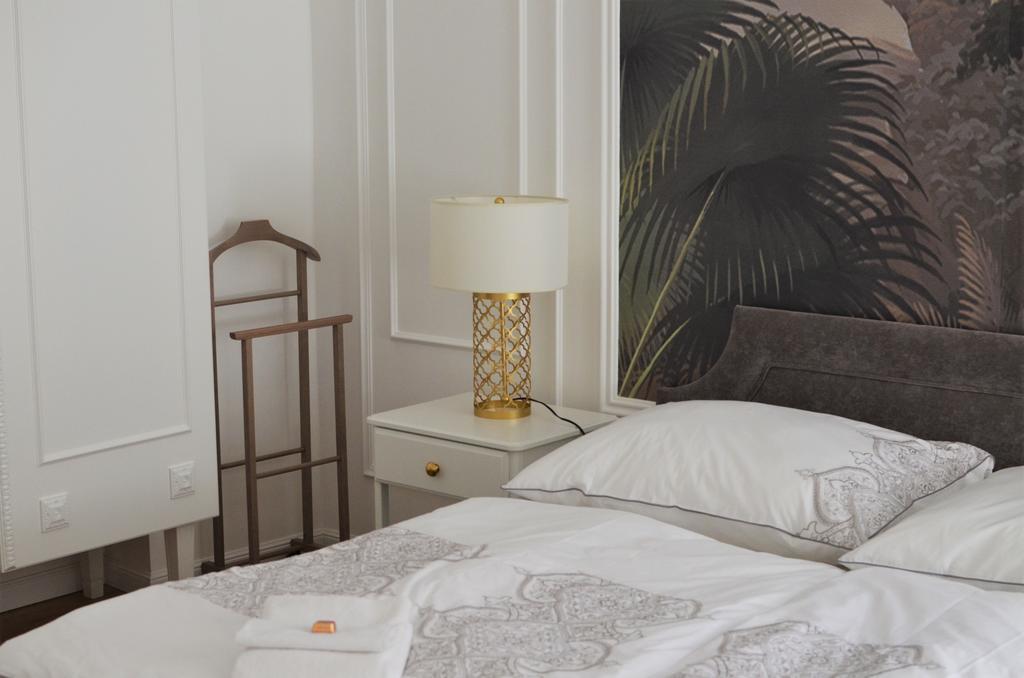 Chestnut & Eliza Suites บูดาเปสต์ ภายนอก รูปภาพ